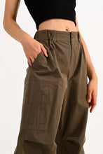Load image into Gallery viewer, Cargo Pants - Khaki

