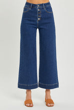 Load image into Gallery viewer, Buttondown Ankle Jeans - Dark blue

