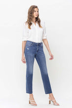 Load image into Gallery viewer, Hi Rise raw hem - Prude
