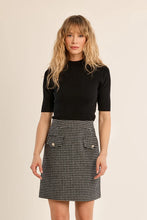 Load image into Gallery viewer, 3/4 sleeve Turtleneck sweater - Black
