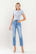 Load image into Gallery viewer, Stretch Mom Jeans - Scartch
