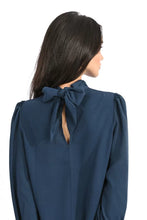 Load image into Gallery viewer, Puffed sleeve blouse - Blue
