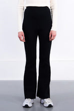 Load image into Gallery viewer, Flared knit pants - Black
