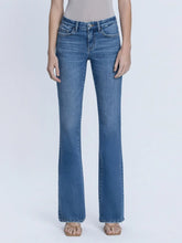 Load image into Gallery viewer, Mid Rise Bootcut - Quick
