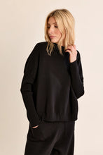Load image into Gallery viewer, stand up neck Sweater - Black
