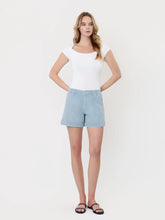 Load image into Gallery viewer, Slant pocket shorts - Stripe
