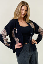 Load image into Gallery viewer, tiger print cardigan - Black
