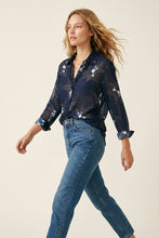 Load image into Gallery viewer, Chiffon Buttonup - Navy
