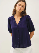 Load image into Gallery viewer, ruffle front tie blouse - Navy
