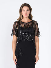 Load image into Gallery viewer, Pleather cropped Top - Black
