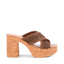 Load image into Gallery viewer, criss cross platform sandals - Brown
