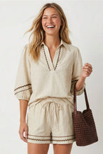 Load image into Gallery viewer, Puff sleeve Linen Blouse - Linen
