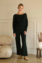 Load image into Gallery viewer, off sldr sweater - hunter green
