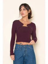 Load image into Gallery viewer, V Neck Knit Top - Burgundy
