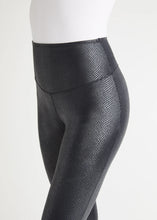 Load image into Gallery viewer, Faux snake print leggings - Black
