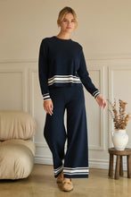Load image into Gallery viewer, Side stripe Sweater - Navy/white
