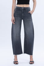 Load image into Gallery viewer, Hi rise utility Barrel - Beach
