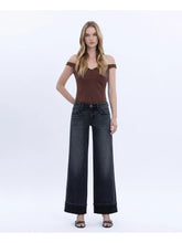 Load image into Gallery viewer, Low Rise baggy Jeans - Black

