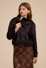 Load image into Gallery viewer, Cori funnel neck jkt - Brown
