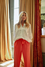 Load image into Gallery viewer, Embroidery oversized shirt - White
