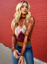 Load image into Gallery viewer, Elle Sweater Vest - Tan
