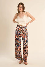 Load image into Gallery viewer, Printed Straight Pants - Orange
