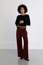 Load image into Gallery viewer, Pleated trousers - Red
