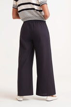 Load image into Gallery viewer, Button Straight pants - Black
