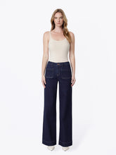 Load image into Gallery viewer, Patch pocket wide Trousers - Dark Rinse
