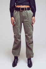 Load image into Gallery viewer, Cargo Pants - Army
