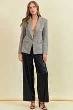 Load image into Gallery viewer, blazer w button sleevs - grey
