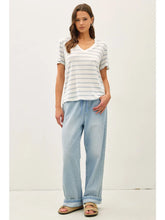 Load image into Gallery viewer, Linen V Neck Tee - Chambray
