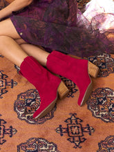 Load image into Gallery viewer, Country suede boots - Red
