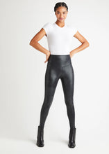 Load image into Gallery viewer, Faux snake print leggings - Black
