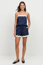 Load image into Gallery viewer, Scallop Linen shorts - Navy
