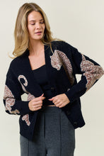 Load image into Gallery viewer, tiger print cardigan - Black
