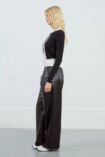 Load image into Gallery viewer, Chain Cardigan - Black
