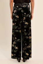 Load image into Gallery viewer, Floral velvet pants - black
