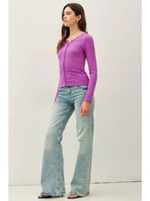 Load image into Gallery viewer, button up l/s modal top - violet

