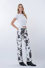 Load image into Gallery viewer, Hi Rise wide - Cow print

