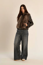 Load image into Gallery viewer, Zipper Jacket - Chocolate
