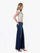 Load image into Gallery viewer, Cinch waist wide denim - Satiate
