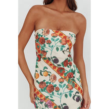 Load image into Gallery viewer, Floral cascade maxi dress - Print
