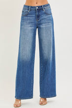 Load image into Gallery viewer, Slouchy baggy jeans - MEDIUM
