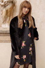 Load image into Gallery viewer, Faux fur Coat - Black
