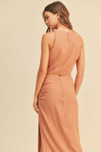 Load image into Gallery viewer, Linen slvls Top - Salmon
