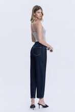 Load image into Gallery viewer, Hi Rise slim Barrel - Divine
