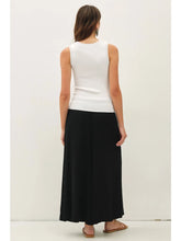 Load image into Gallery viewer, Scoop neck sweater tank - White
