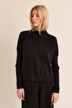 Load image into Gallery viewer, stand up neck Sweater - Black
