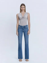 Load image into Gallery viewer, Mid Rise Bootcut - Quick
